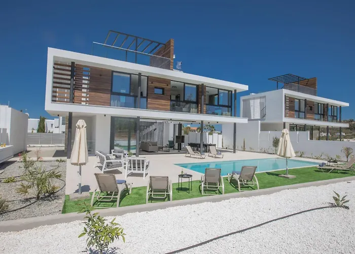 Mit Privatpool Fuer 11 Personen Ca- 220 M² In Protaras- Suedkueste Von Zypern By Interhome *
