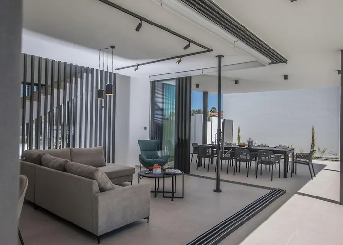 別荘 Mit Privatpool Fuer 11 Personen Ca- 220 M² In Protaras- Suedkueste Von Zypern By Interhome *