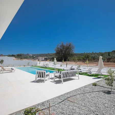 Nyaraló Mit Privatpool Fuer 11 Personen Ca- 220 M² In Protaras- Suedkueste Von Zypern By Interhome Protarász