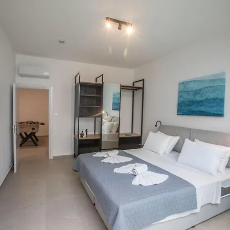 Mit Privatpool Fuer 11 Personen Ca- 220 M² In Protaras- Suedkueste Von Zypern By Interhome Casa de Férias *