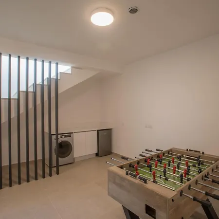 Mit Privatpool Fuer 11 Personen Ca- 220 M² In Protaras- Suedkueste Von Zypern By Interhome *