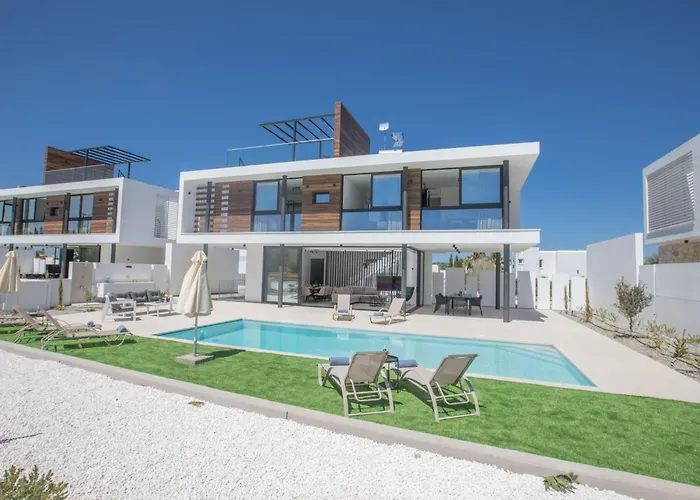 Holiday Home Mit Privatpool Fuer 11 Personen Ca- 220 M² In Protaras- Suedkueste Von Zypern By Interhome Prázdninový dům *