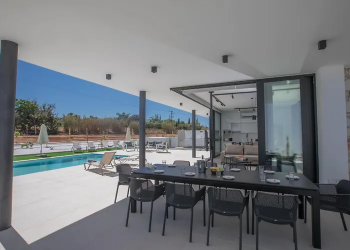 Prázdninový dům Holiday Home Mit Privatpool Fuer 11 Personen Ca- 220 M² In Protaras- Suedkueste Von Zypern By Interhome Protaras