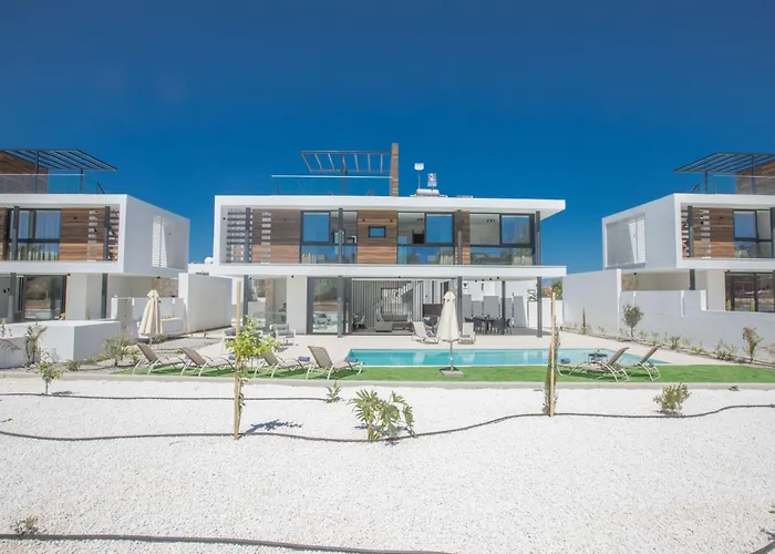 Holiday Home Mit Privatpool Fuer 11 Personen Ca- 220 M² In Protaras- Suedkueste Von Zypern By Interhome *