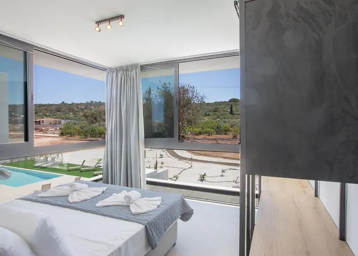 Mit Privatpool Fuer 11 Personen Ca- 220 M² In Protaras- Suedkueste Von Zypern By Interhome