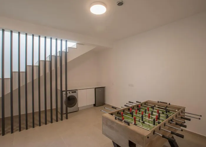 Mit Privatpool Fuer 11 Personen Ca- 220 M² In Protaras- Suedkueste Von Zypern By Interhome *